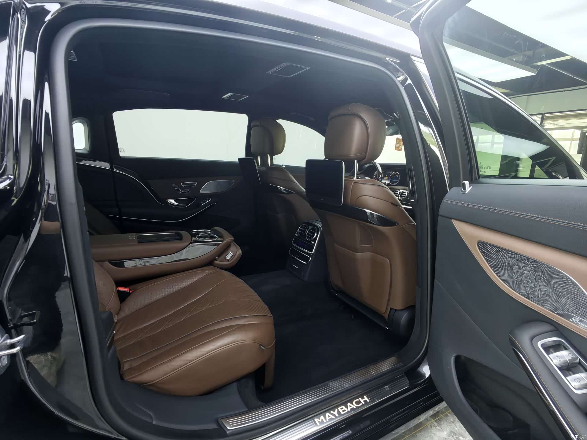 Maybach S-Class, 2019 13