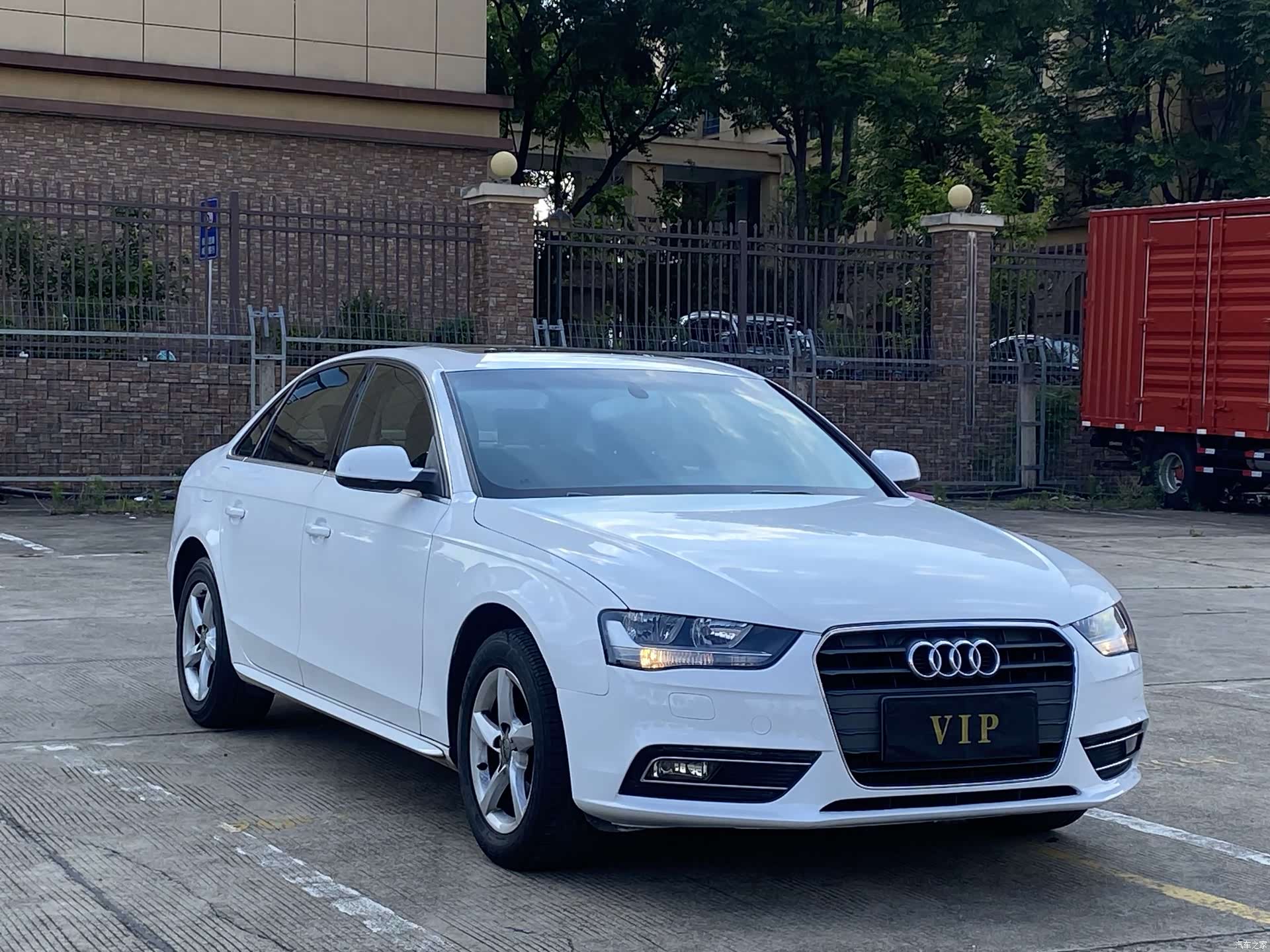 Audi A4L, 2013 3