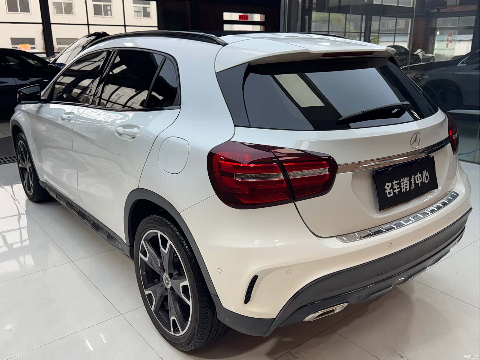 Mercedes-Benz GLA, 2019 6