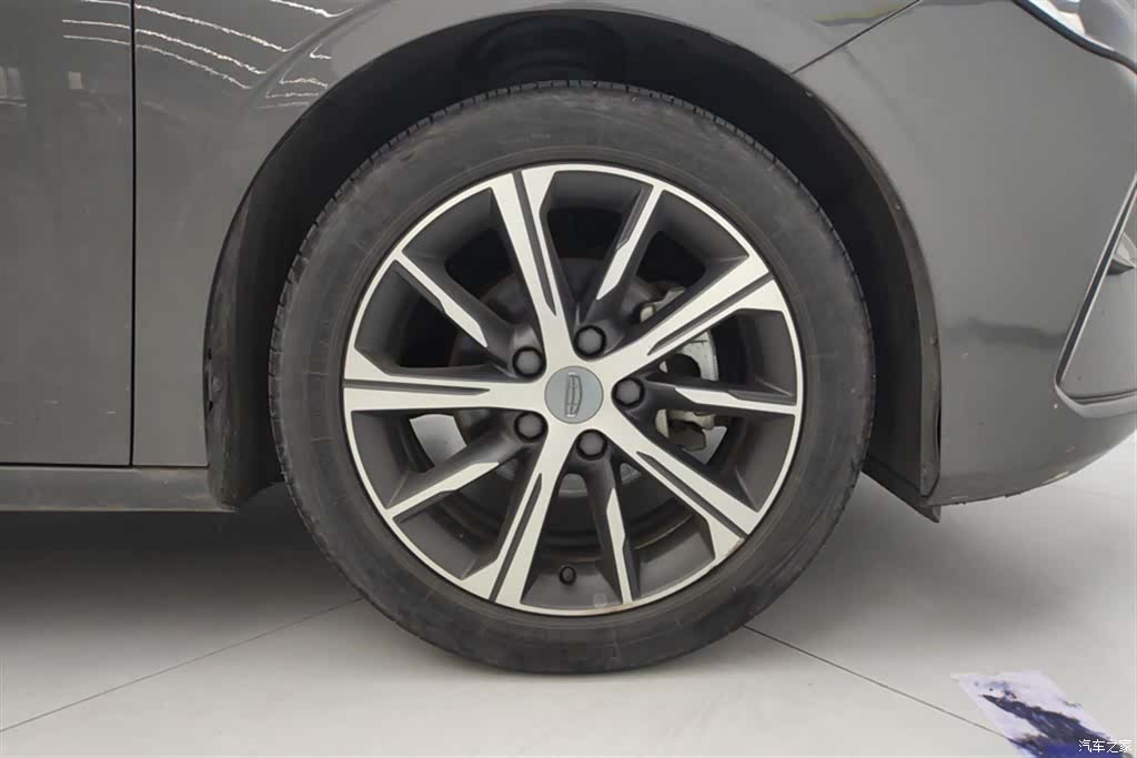Geely Emgrand, 2022 6