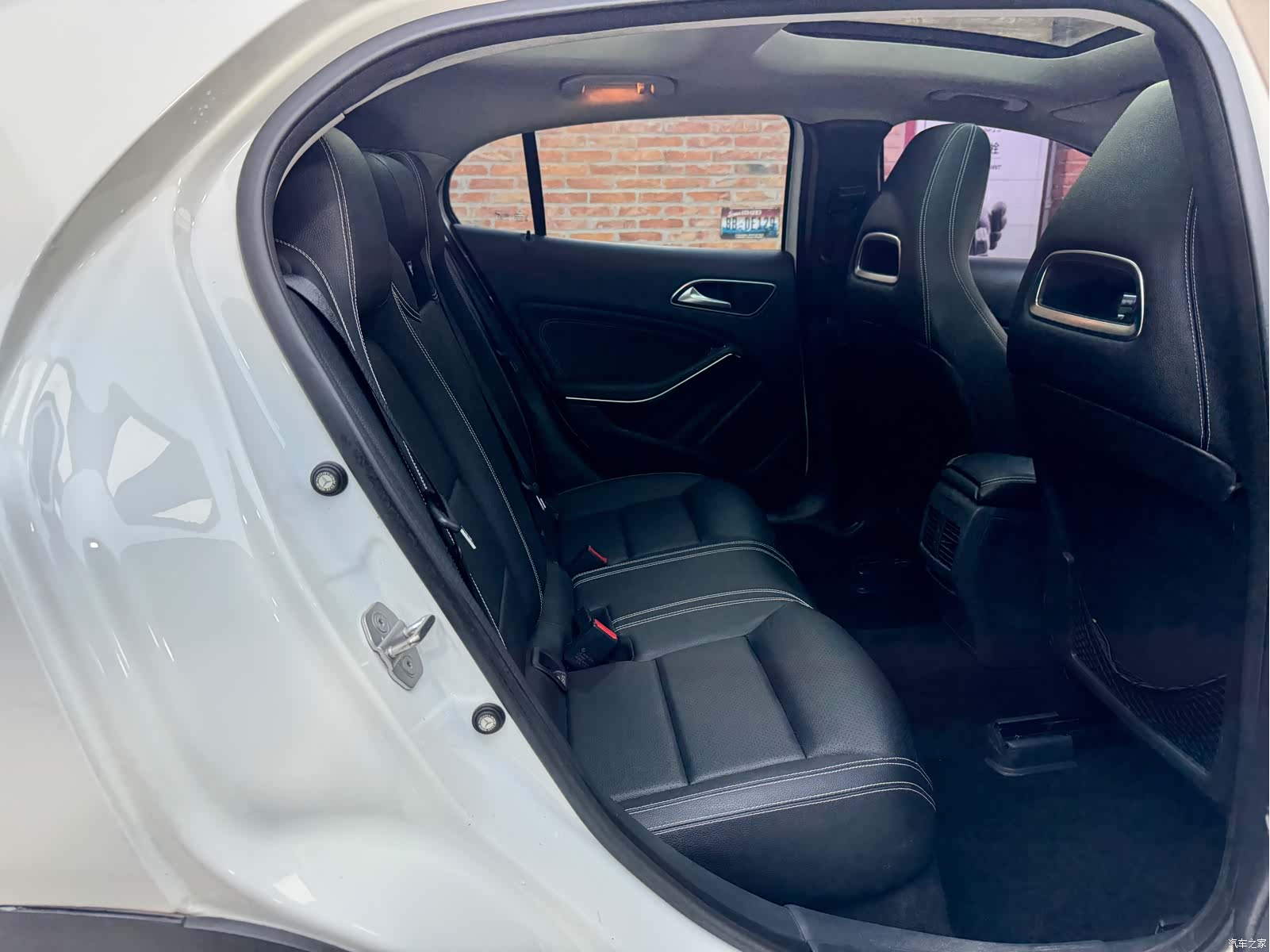 Mercedes-Benz GLA, 2019 13