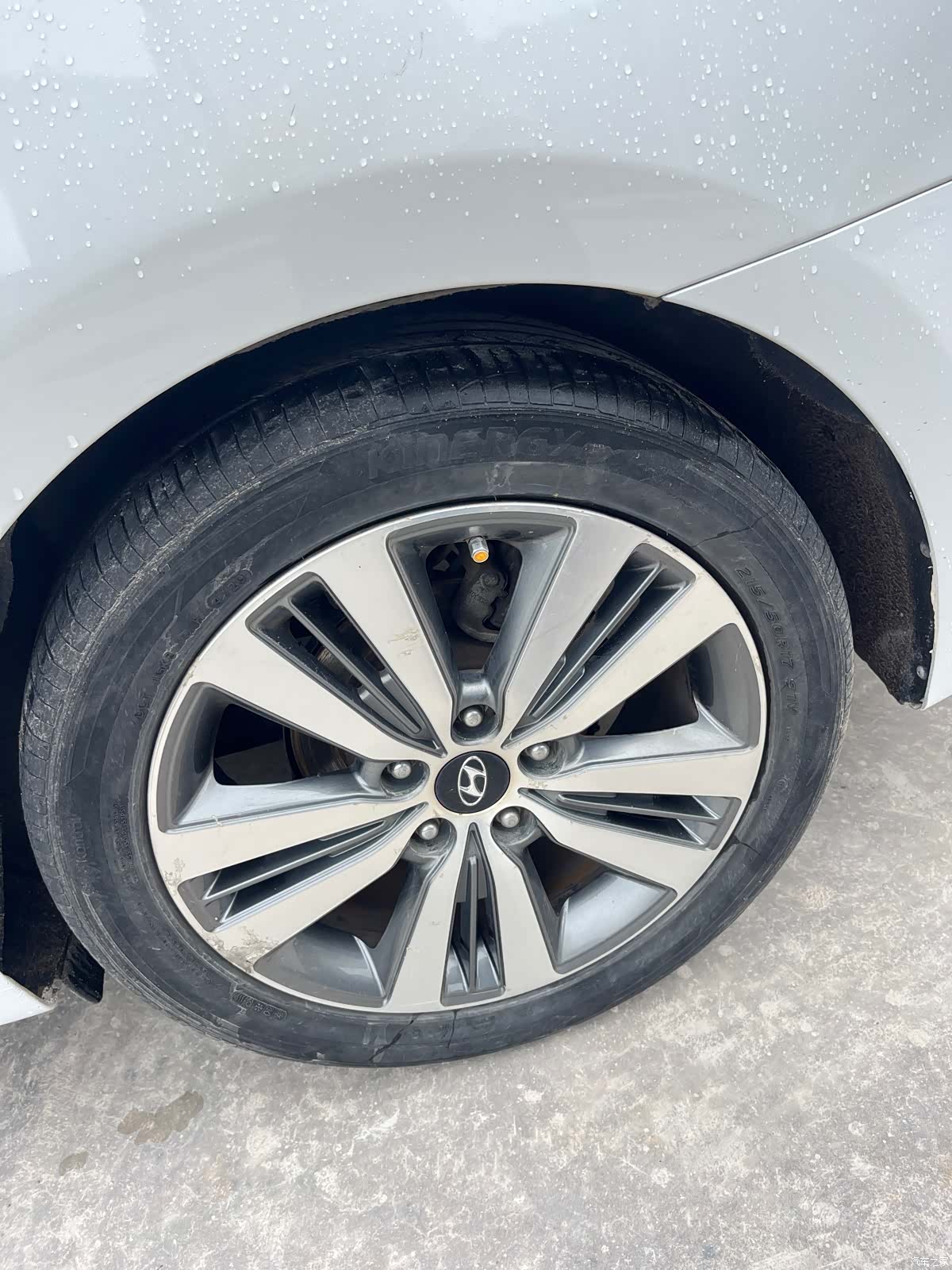 Hyundai GLS, 2016 10