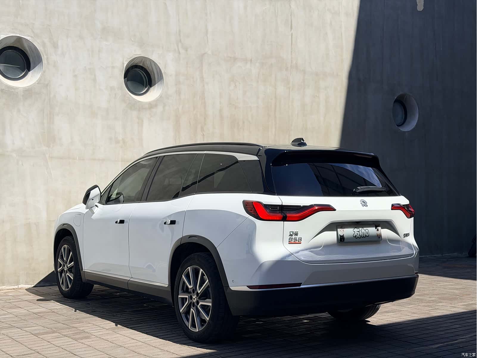 NIO ES8, 2021 9
