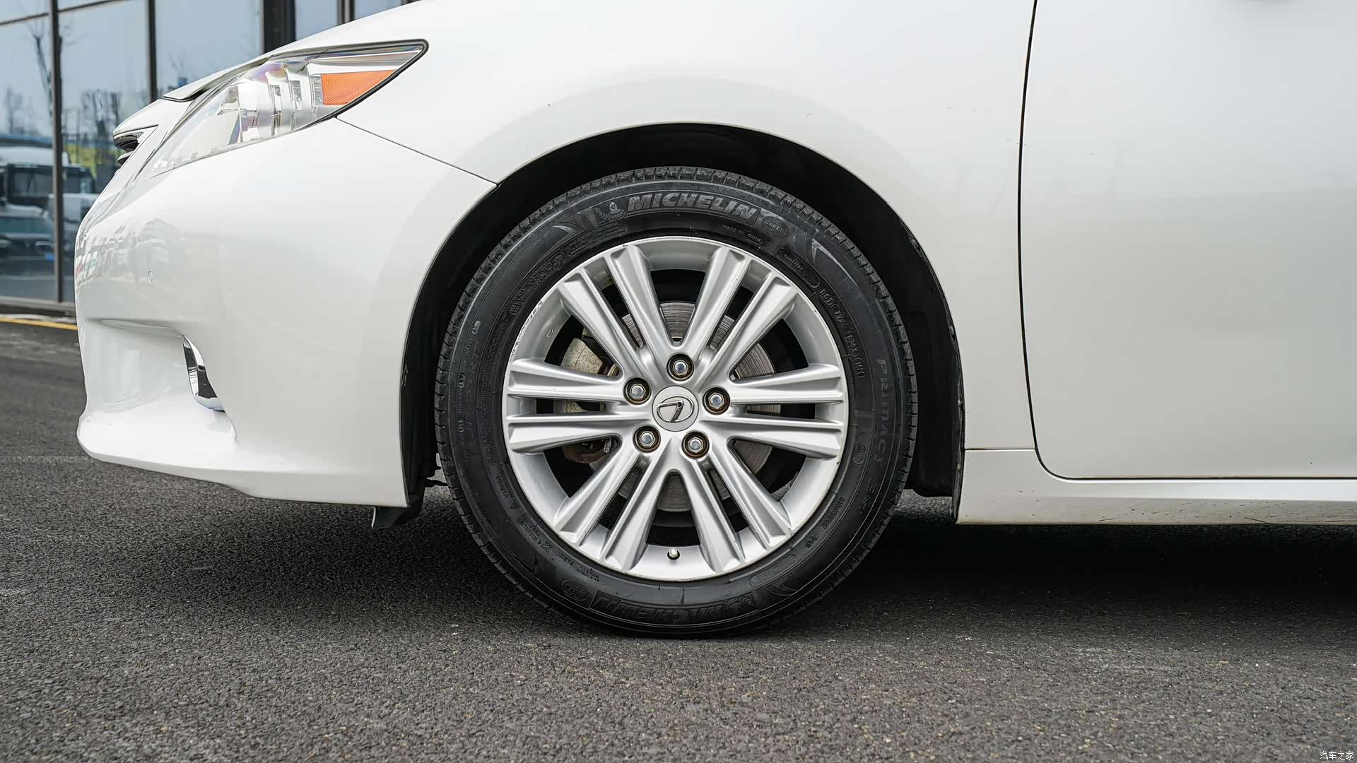Lexus ES, 2013 8