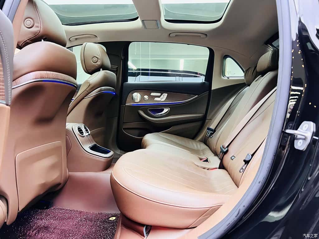 Mercedes-Benz E-Class, 2022 15
