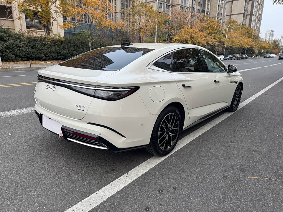BYD Seal 07 DM-i