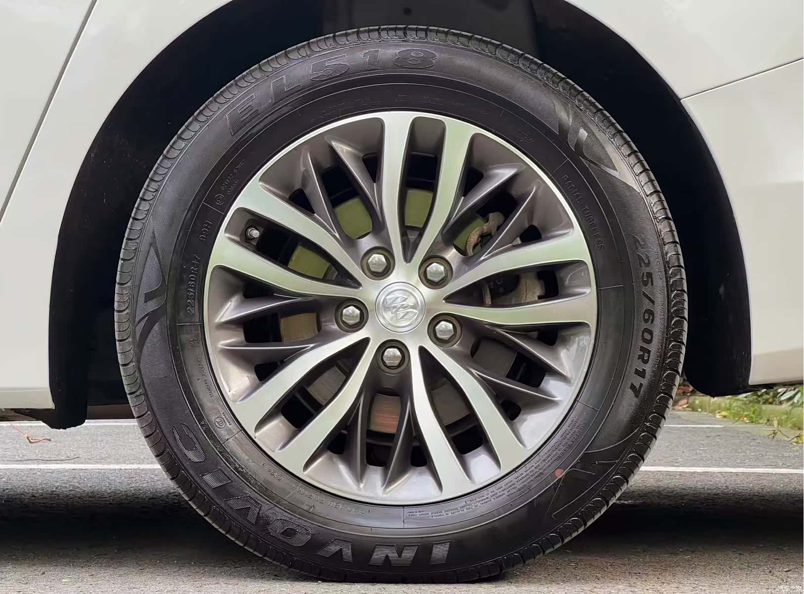 Buick GL8, 2023 10