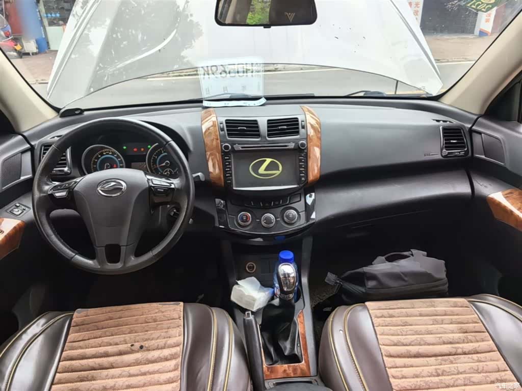 Landwind X5, 2014 10