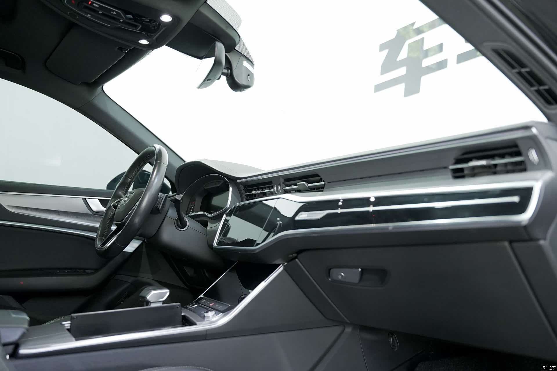 Audi A6L, 2021 13