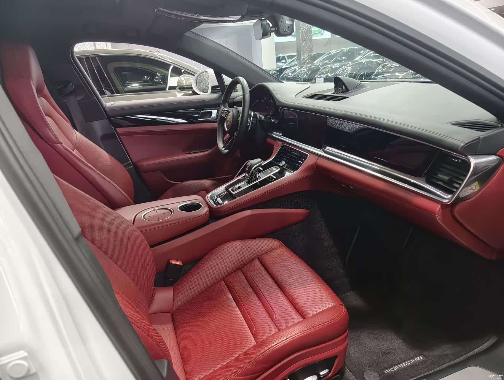 Porsche Panamera, 2021 все фото