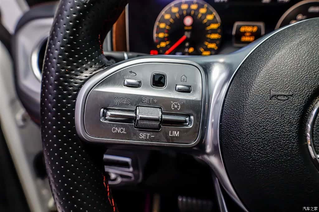 Mercedes-Benz G-Class, 2023 15