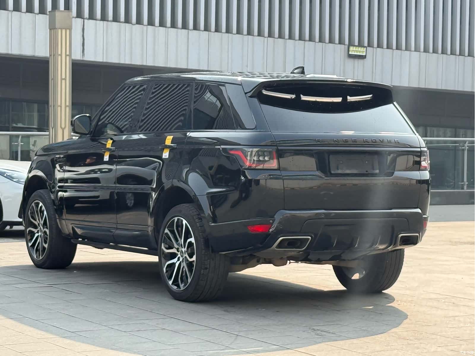 Land Rover Range Rover, 2022 14