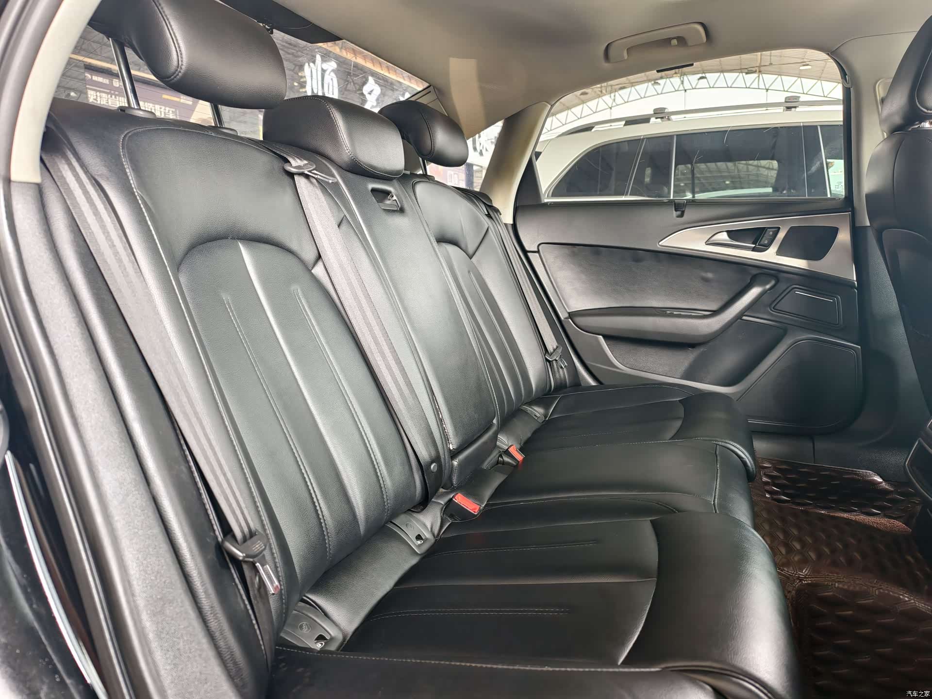 Audi A6L, 2016 10
