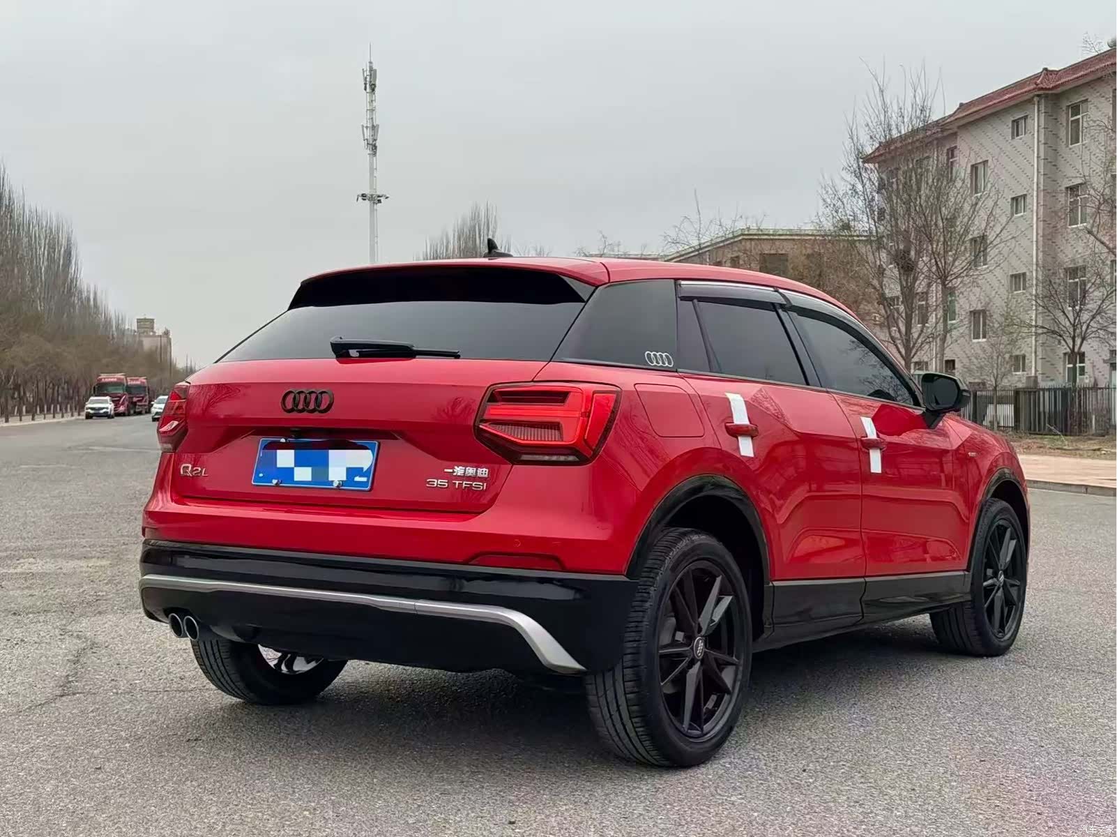 Audi Q2L, 2020 9