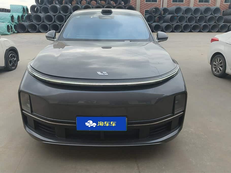 Li Auto Ideal L8