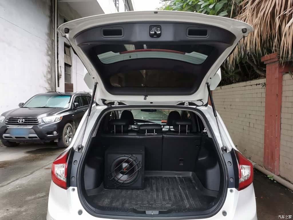 Honda Jade, 2016 19