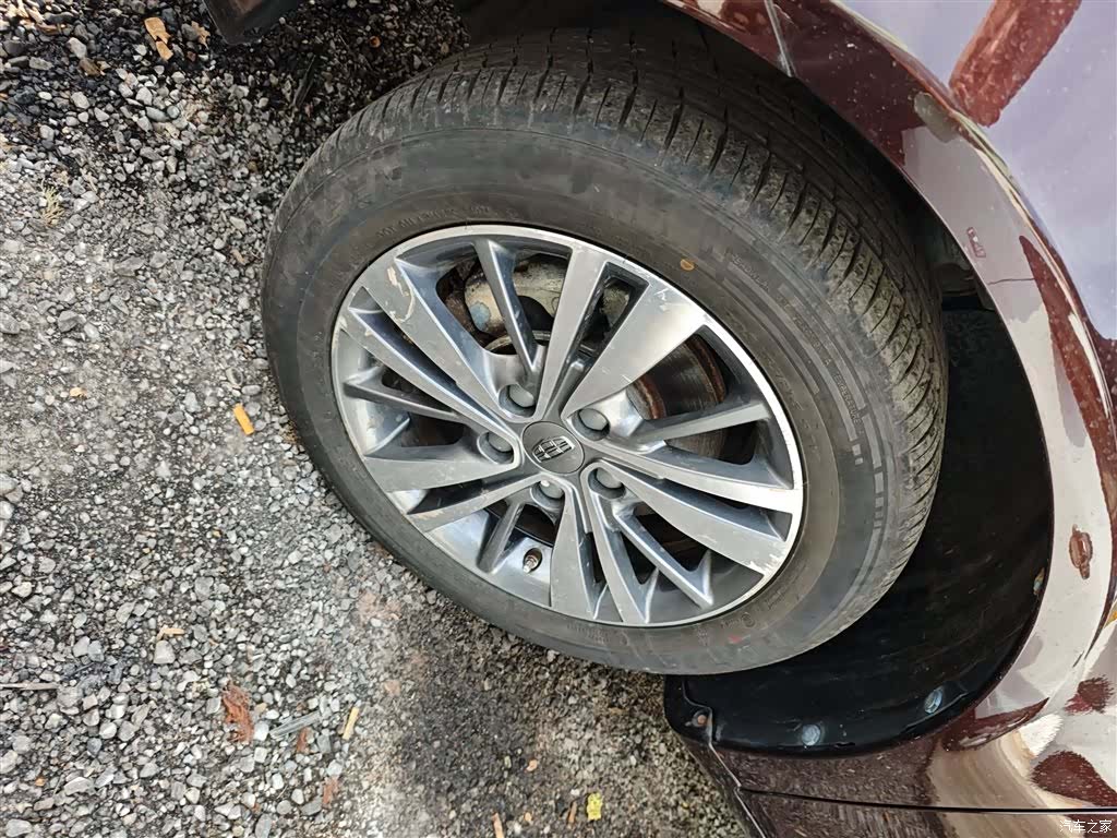Geely Emgrand, 2019 23