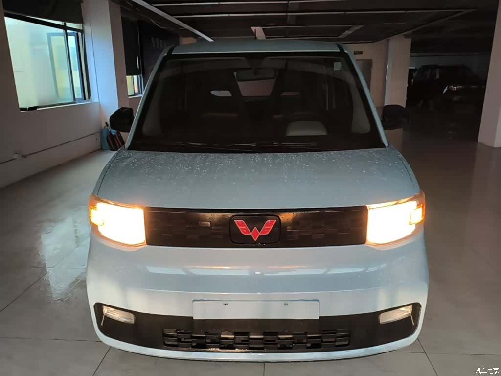 Wuling MINIEV, 2021 3
