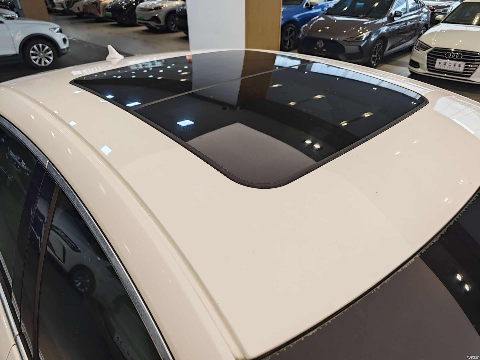 Cadillac XTS, 2016 35