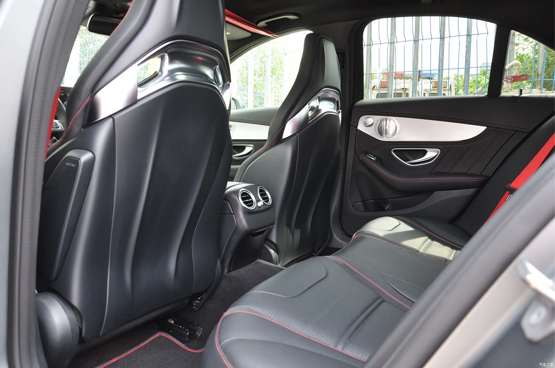 Mercedes-Benz C-Class, 2018 7