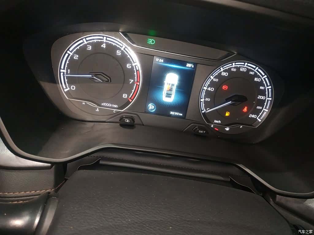 Geely X6, 2024 12