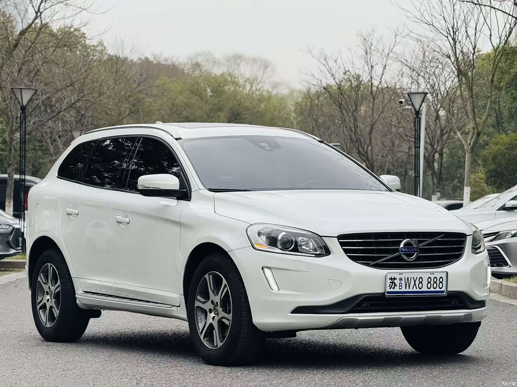 Volvo XC60, 2014 3