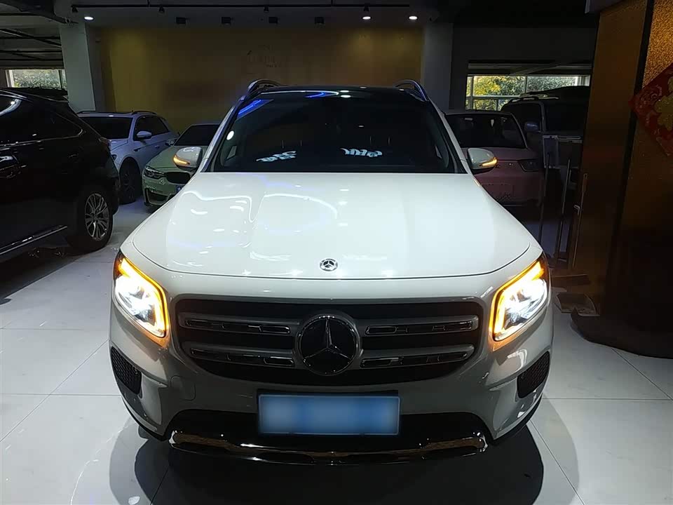 Mercedes-Benz GLB