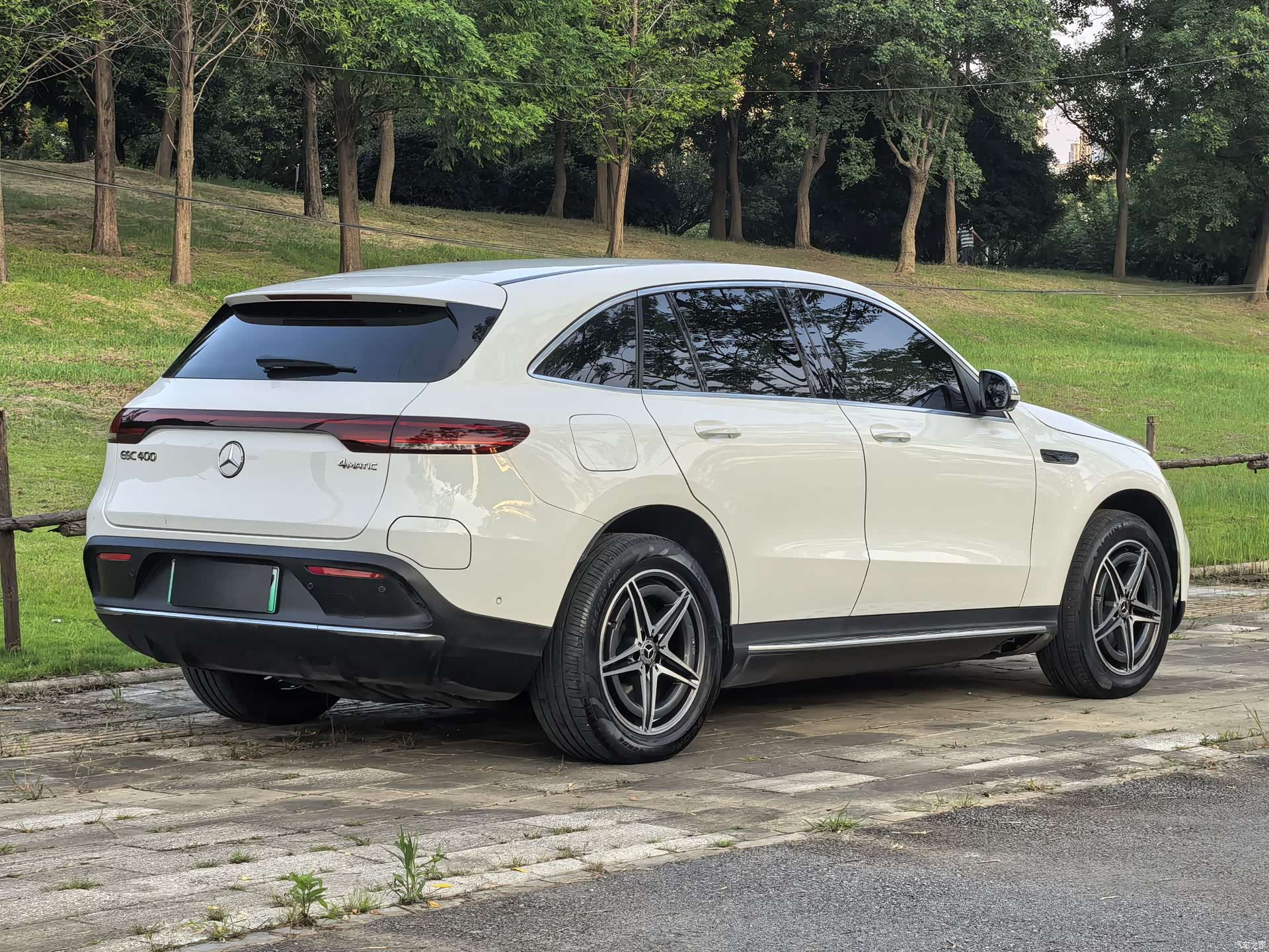 Mercedes-Benz EQC, 2022 23