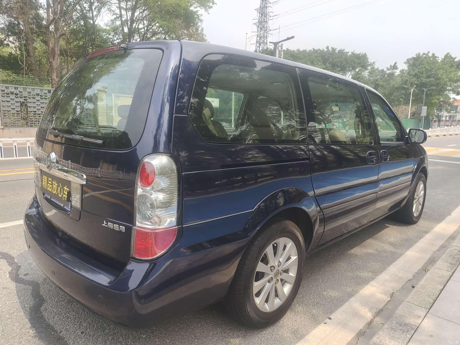 Buick GL8, 2014 3