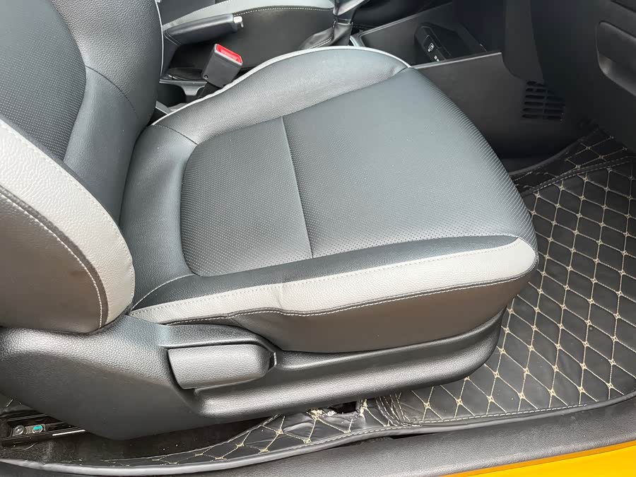 Kia Stonic 2023, фото 25