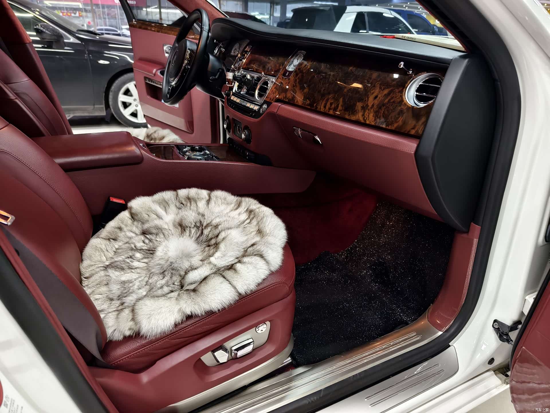 Rolls-Royce Ghost, 2011 12