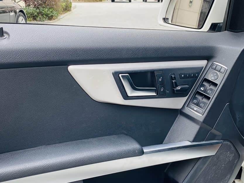 Mercedes-Benz GLK class