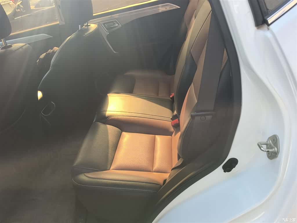 Geely X6, 2017 17