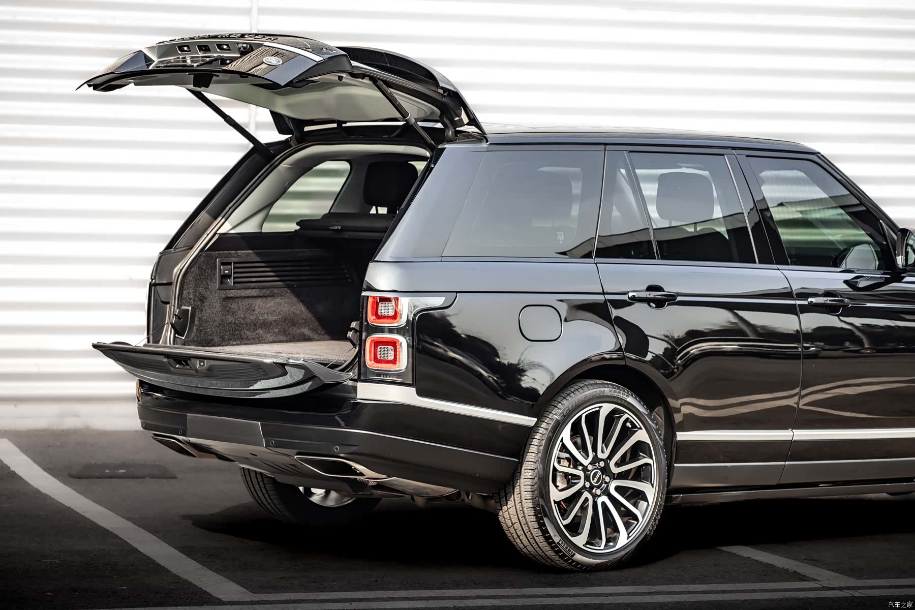 Land Rover Range Rover, 2019 все фото