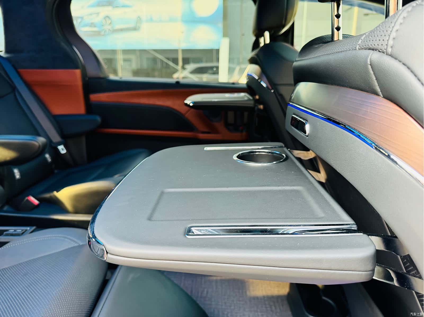 Toyota Sienna, 2025 37