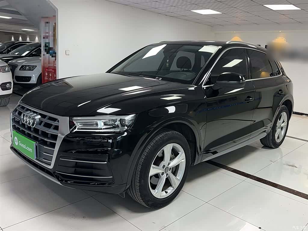 Audi Q5L, 2018 1