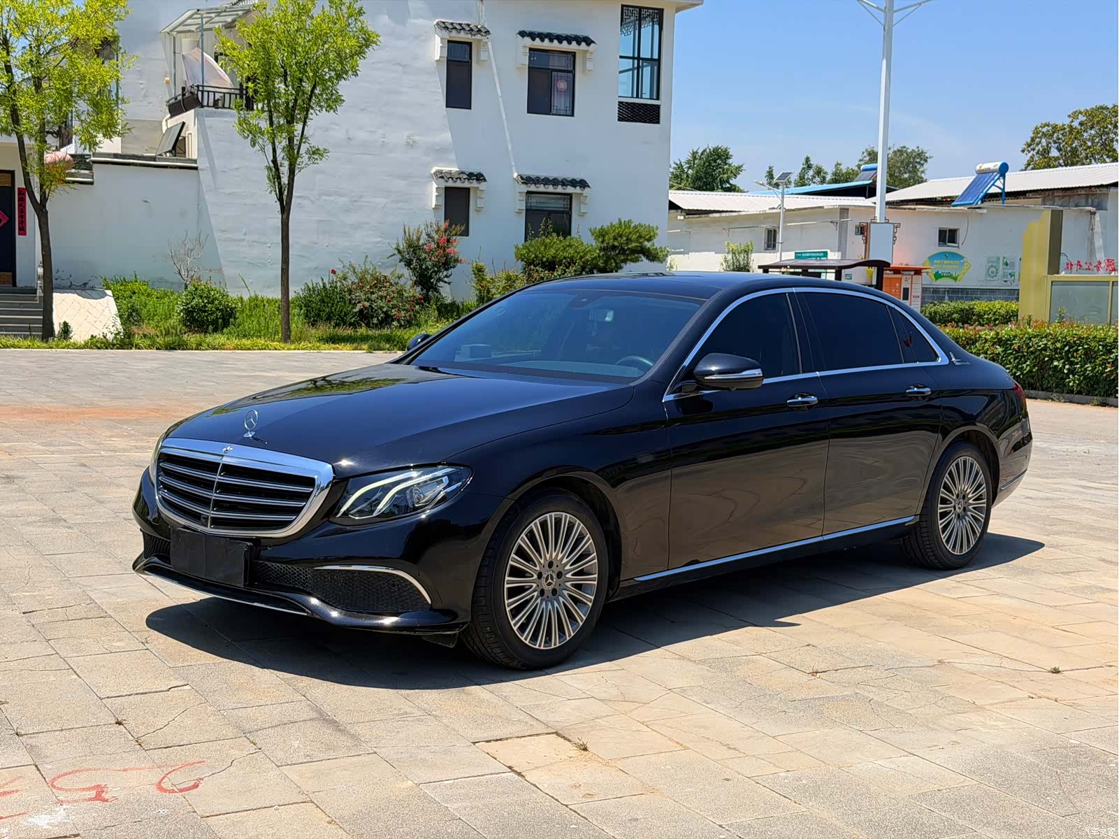 Mercedes-Benz E-Class, 2020 1