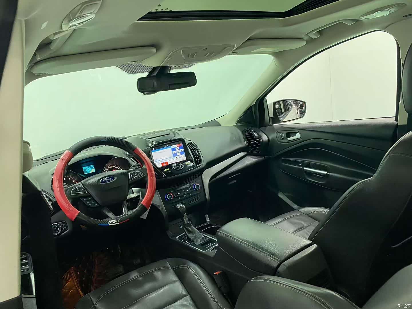 Ford Kuga, 2017 6