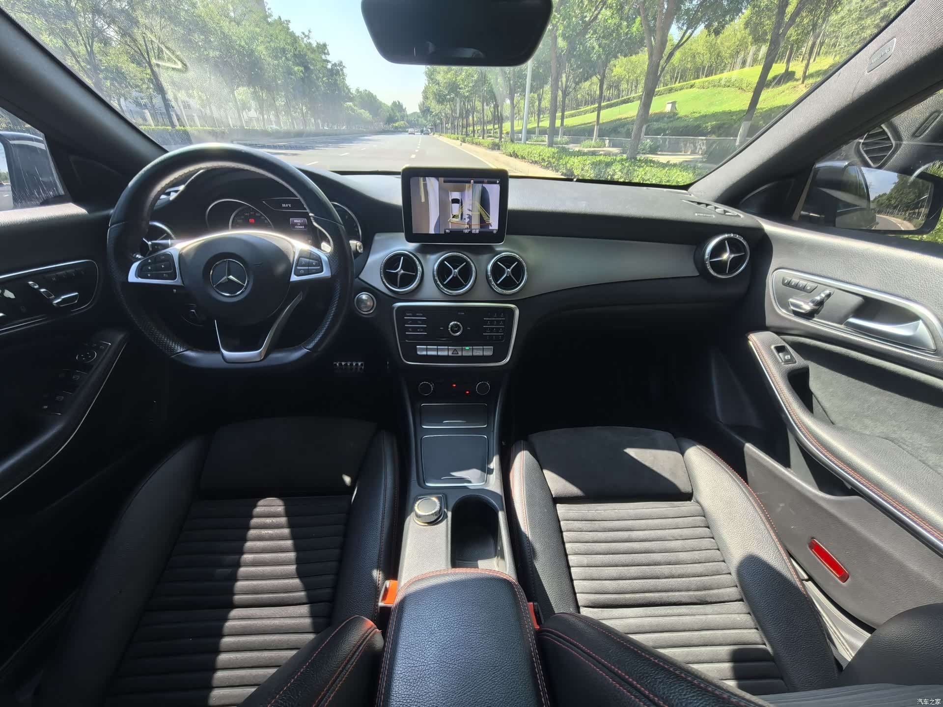 Mercedes-Benz CLA, 2018 9