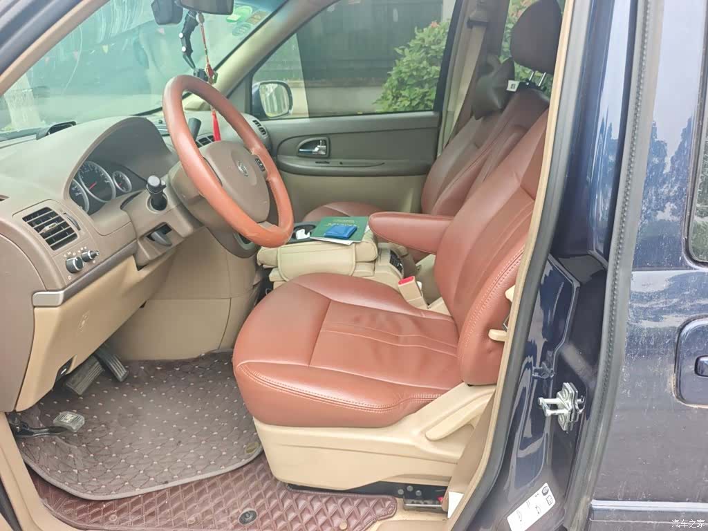 Buick GL8, 2015 8