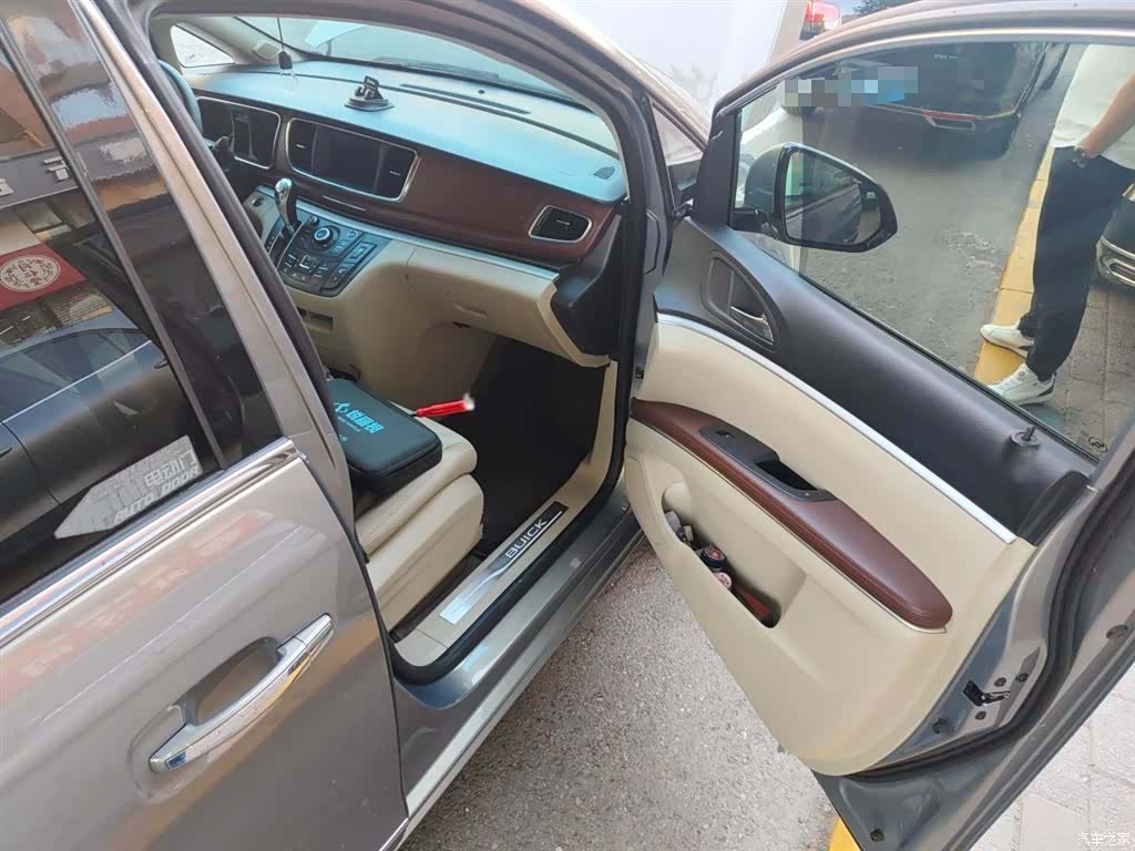 Buick GL8, 2019 21
