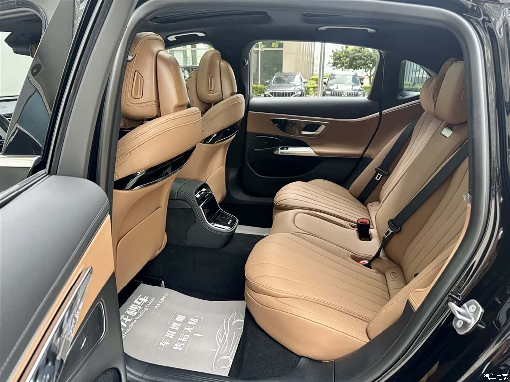 Mercedes-Benz E-Class, 2024 12