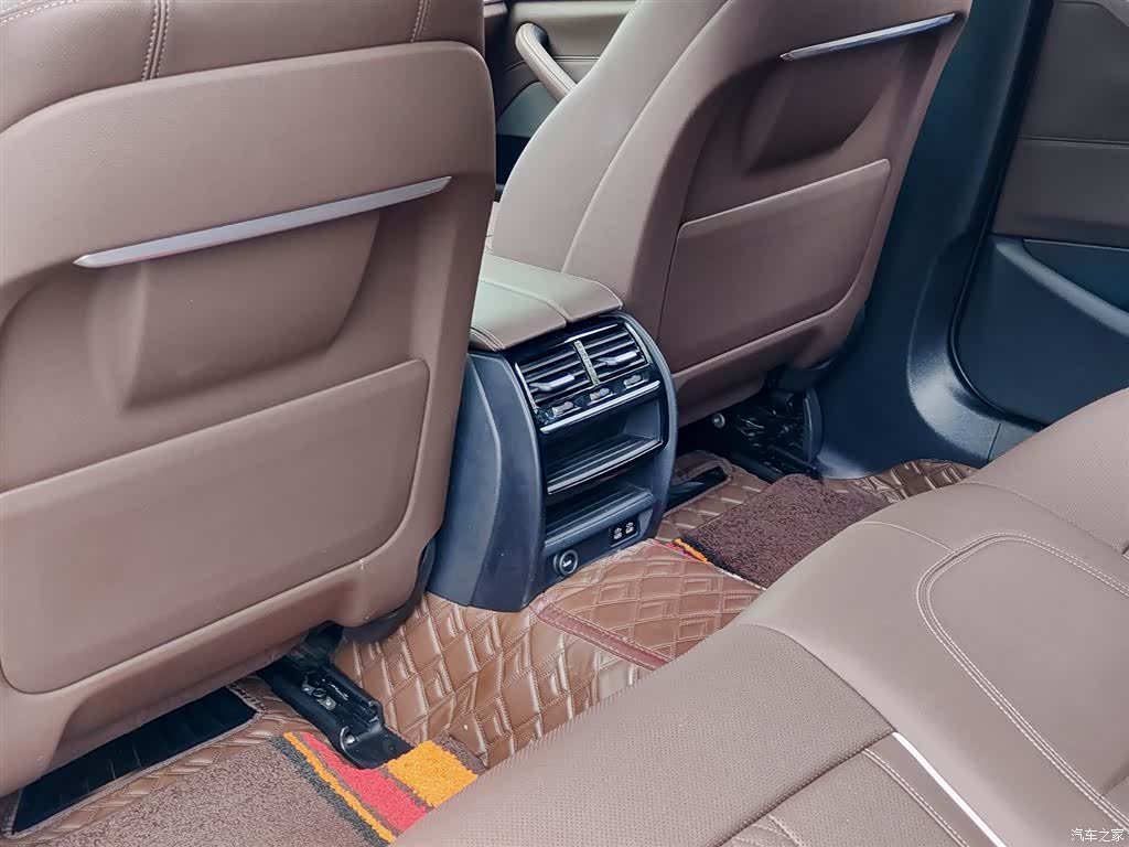 BMW 5 Series, 2024 9