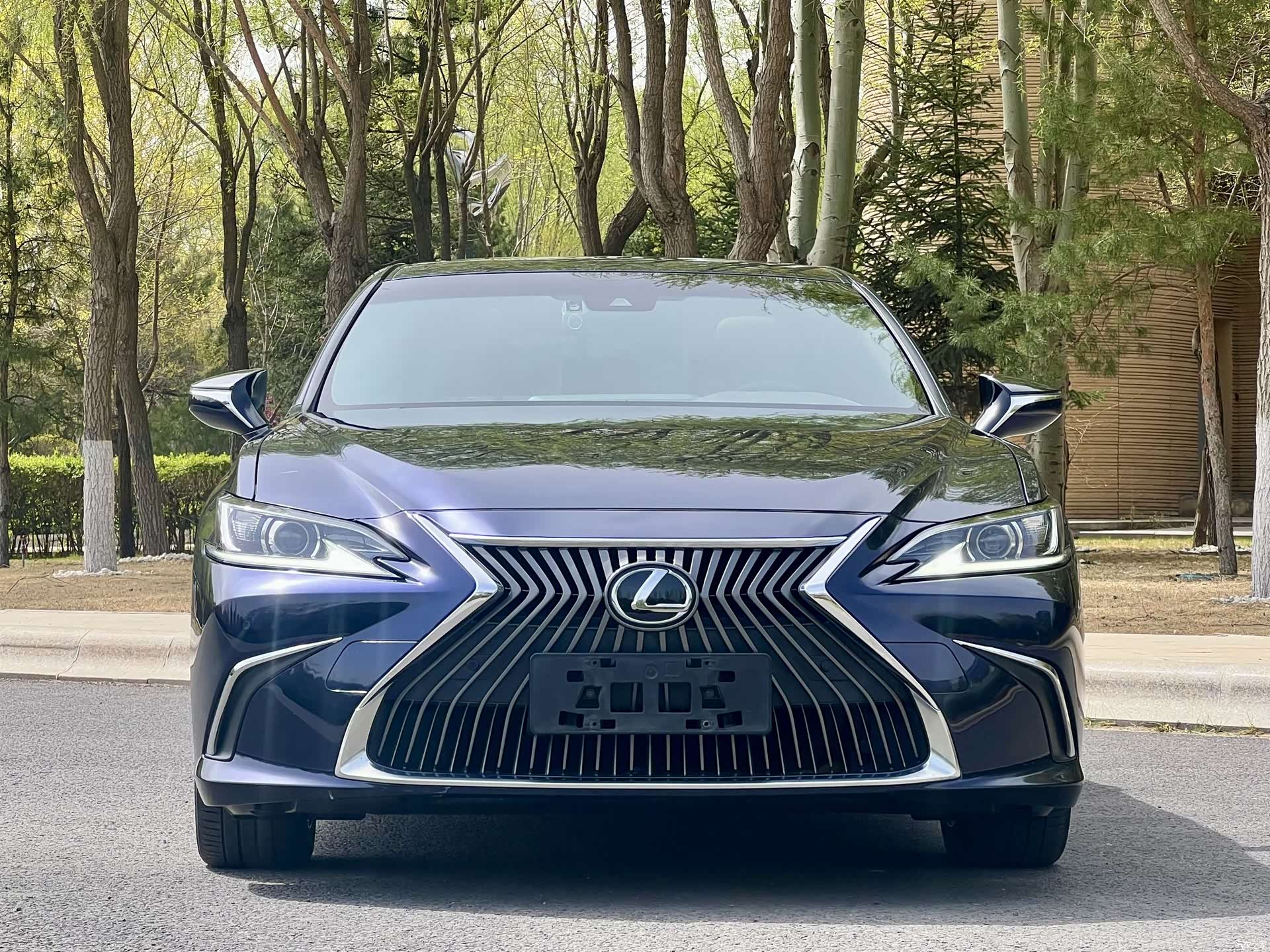 Lexus ES, 2020 7