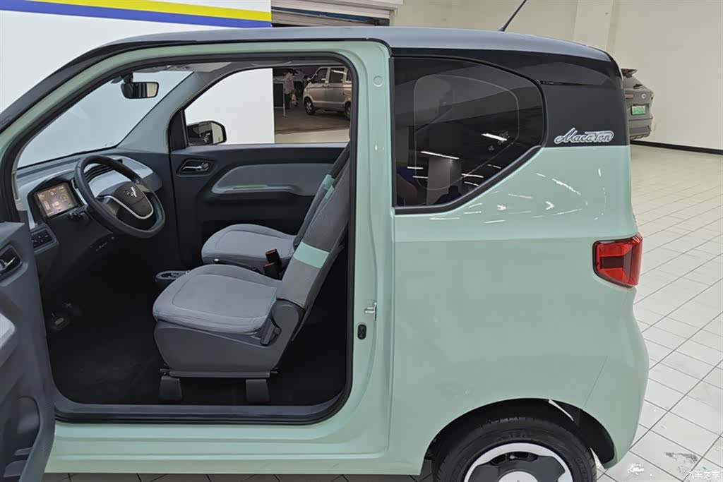 Wuling MINIEV, 2022 11