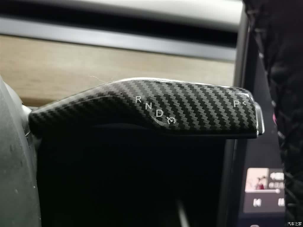 Tesla Model 3, 2020 13