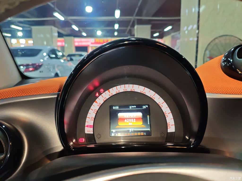 Smart Fortwo, 2017 9