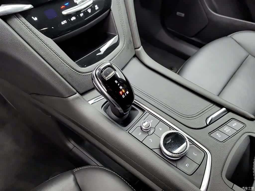 Cadillac XT6, 2020 13