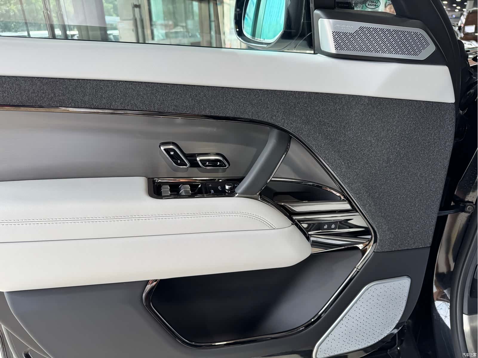 Land Rover Range Rover, 2024 17