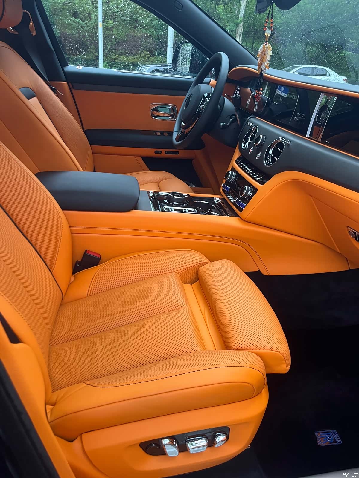 Rolls-Royce Ghost, 2024 4